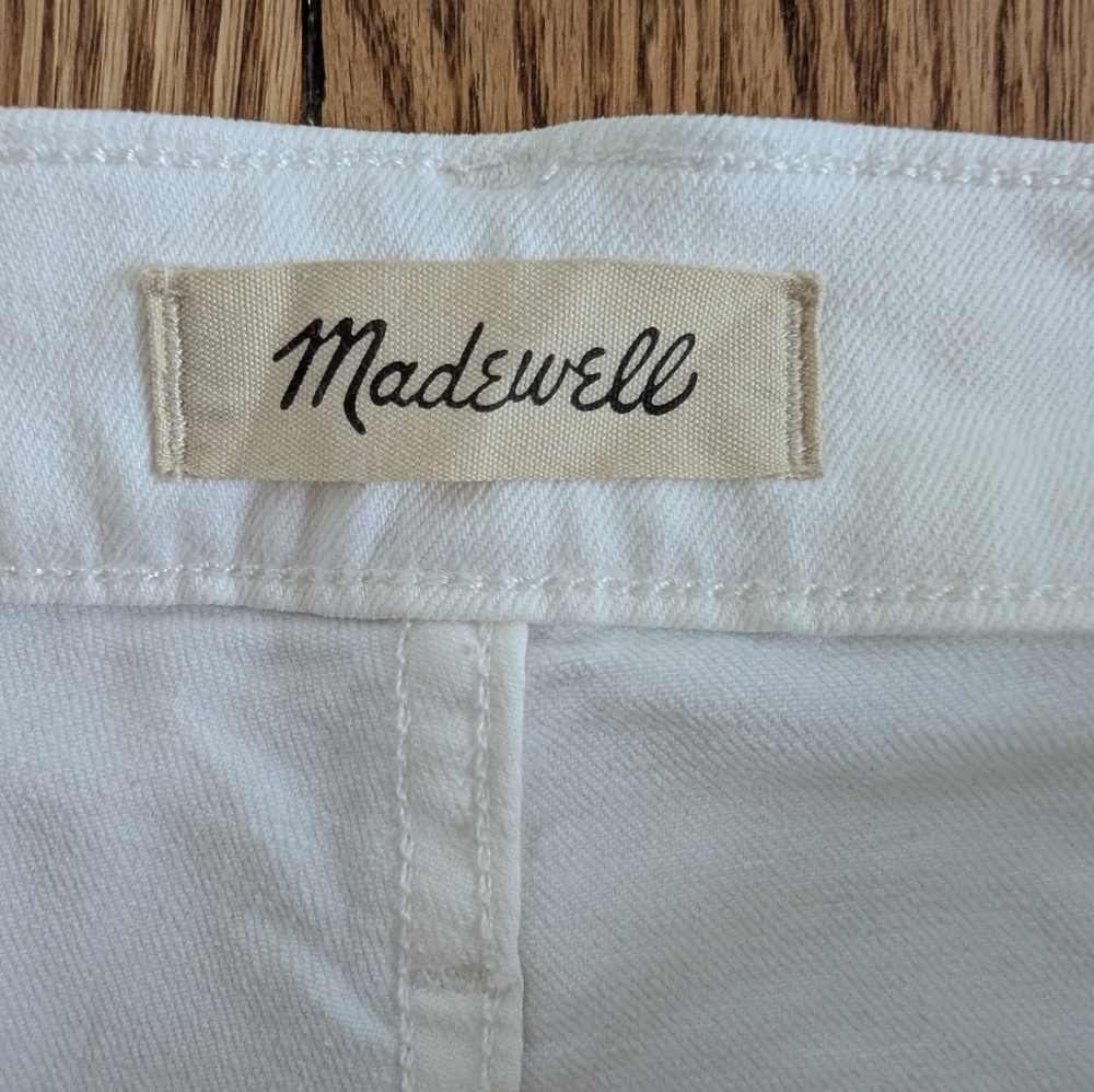 Women's Madewell White Denim Label Detail - Picture 2 of 4